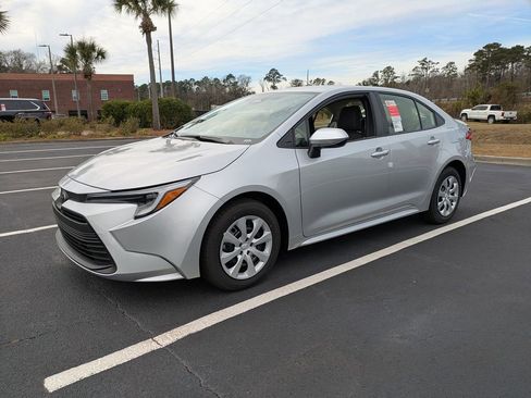 New 2026 Toyota Corolla LE image 8
