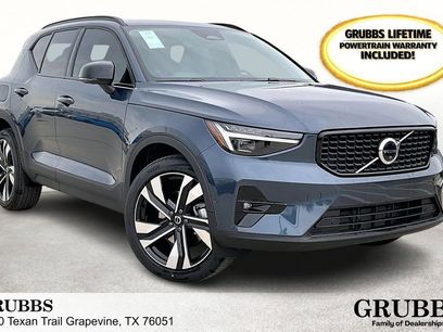 New 2026 Volvo XC40 B5 Ultra w/ Protection Package Premier