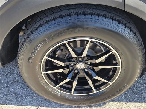 Used 2022 Ford Explorer XLT w/ Class IV Trailer Tow Package image 20