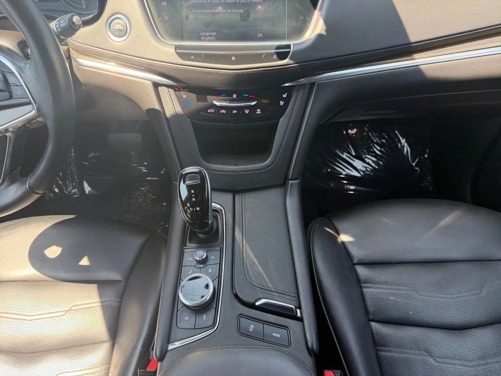Used 2020 Cadillac XT5 Premium Luxury w/ Platinum Package AWD/4WD image 18