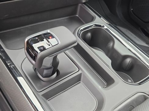 New 2026 Chevrolet Silverado 1500 ZR2 w/ LPO, Dark Essentials Package AWD/4WD image 15