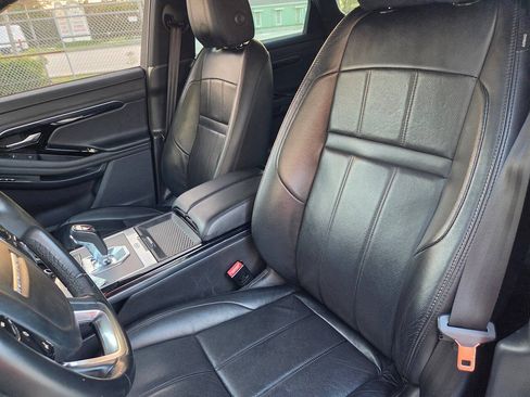 Used 2020 Land Rover Range Rover Evoque SE AWD/4WD image 15