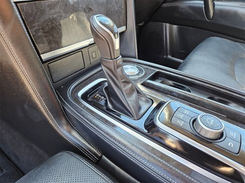 Used 2024 INFINITI QX80 Luxe image 25