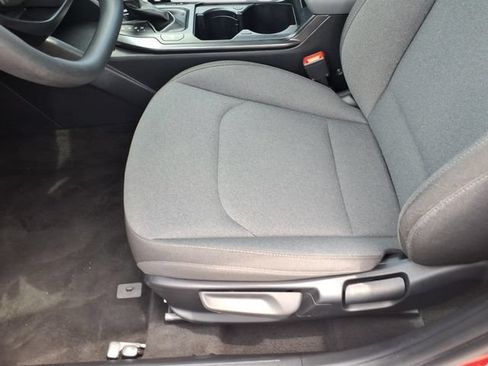 Used 2025 Kia K4 FWD image 16