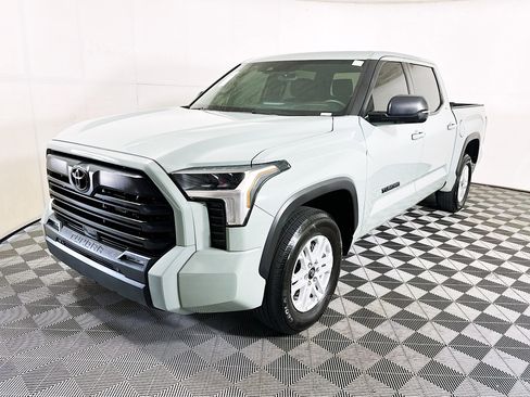 Used 2025 Toyota Tundra SR5 w/ SR5 Premium Package RWD image 7