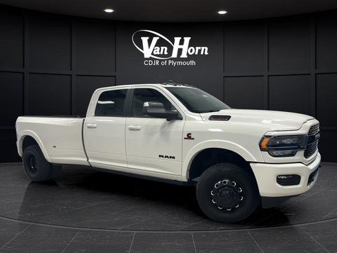 Used 2022 RAM 3500 Limited AWD/4WD image 1
