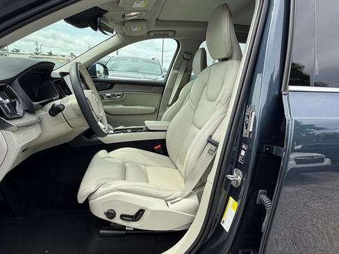 Certified 2026 Volvo XC90 B6 Ultra w/ Protection Package AWD/4WD image 12