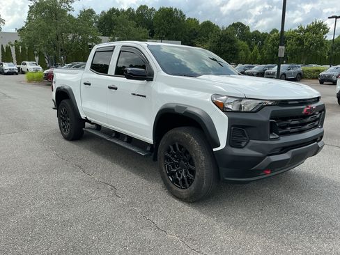 Used 2026 Chevrolet Colorado Trail Boss AWD/4WD image 5
