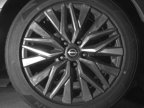 Used 2025 Nissan Altima 2.5 SV image 15