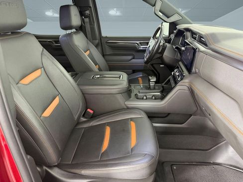 Used 2022 GMC Sierra 1500 AT4 w/ AT4 Premium Package AWD/4WD image 22