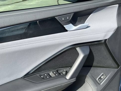 New 2026 Volkswagen Tiguan SE R-Line FWD image 10