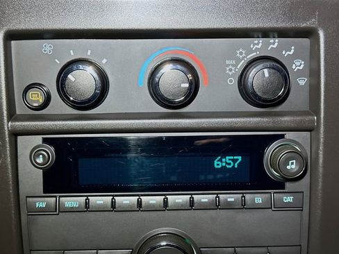 Used 2024 Chevrolet Express 2500 w/ Driver Convenience Package image 14