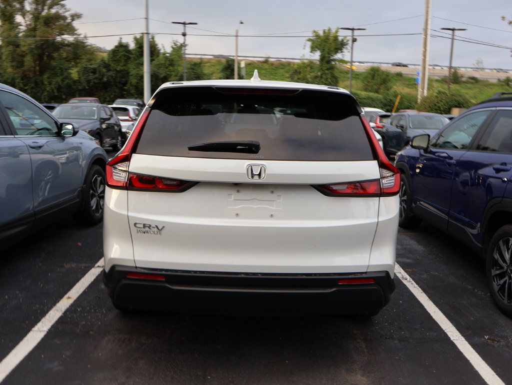 Used 2024 Honda CR-V EX image 6