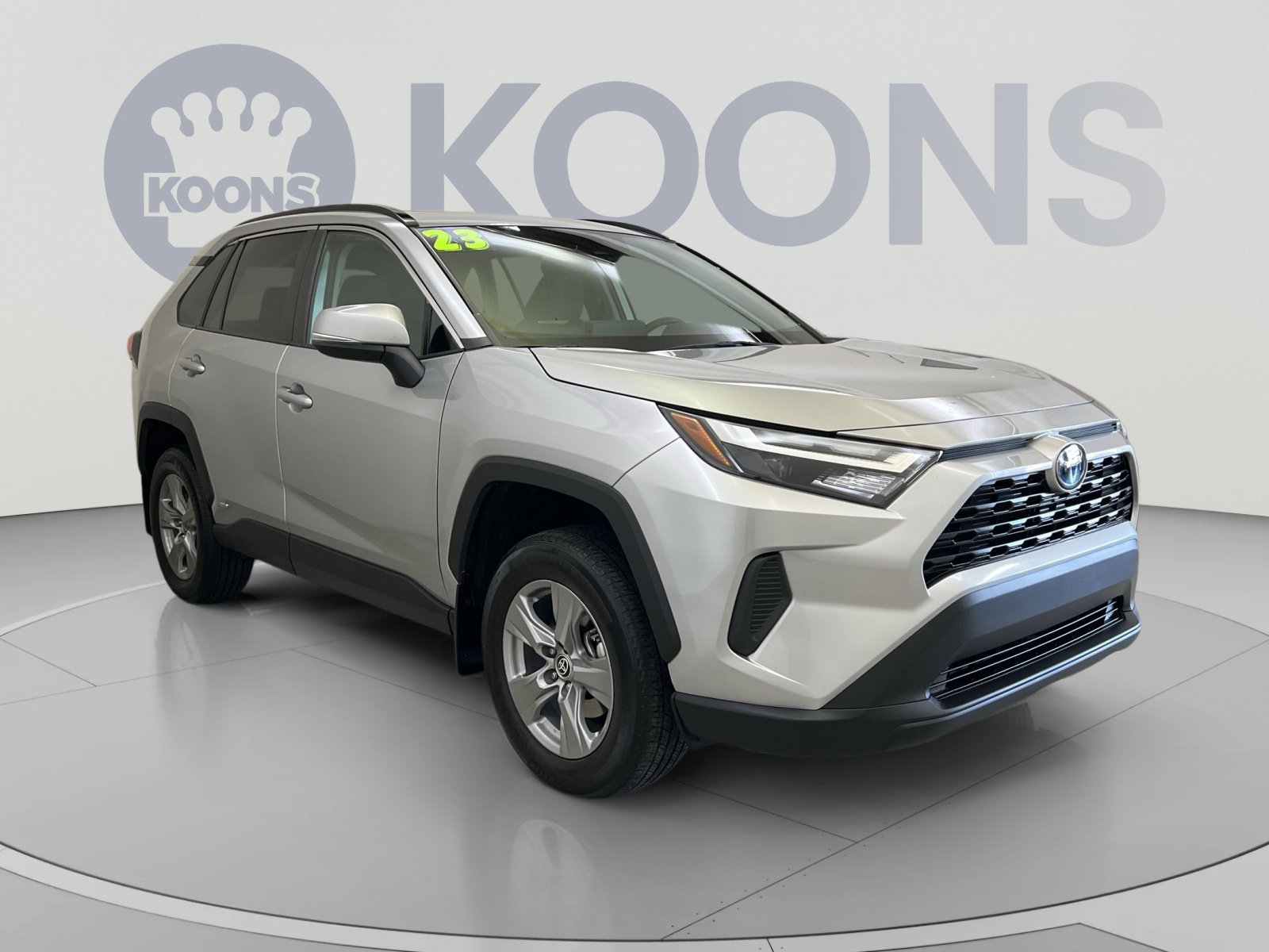 Used 2023 Toyota RAV4 XLE w/ Convenience Package AWD/4WD image 2