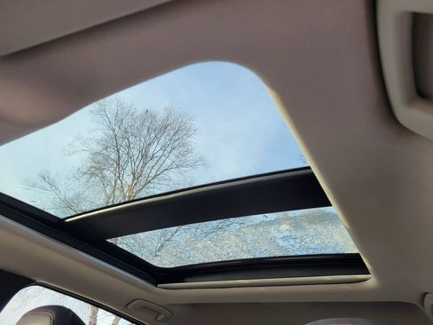 New 2025 Nissan Kicks SR w/ SR Premium Package image 10