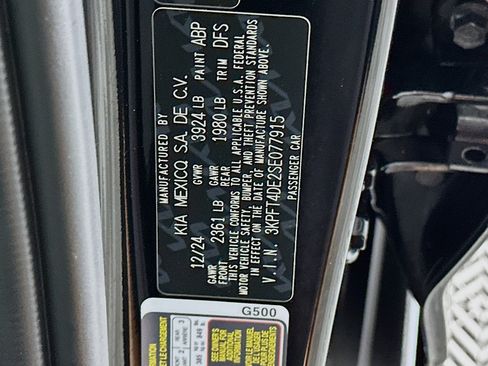 Used 2025 Kia K4 LXS image 12