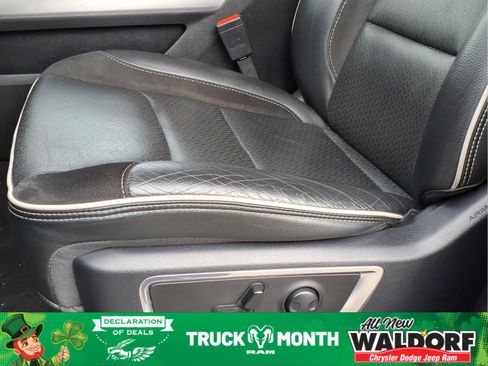 Used 2025 RAM 1500 Laramie image 14