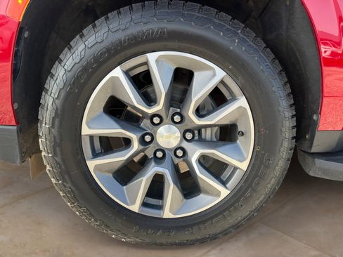 Used 2021 Chevrolet Tahoe LT image 25