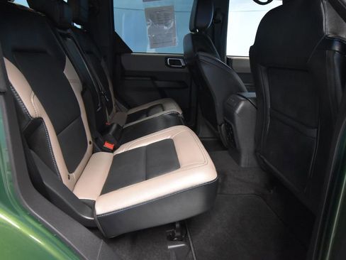 Used 2024 Ford Bronco Wildtrak AWD/4WD image 27