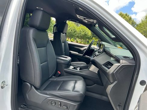 Used 2023 Chevrolet Tahoe LT w/ Luxury Package RWD image 51