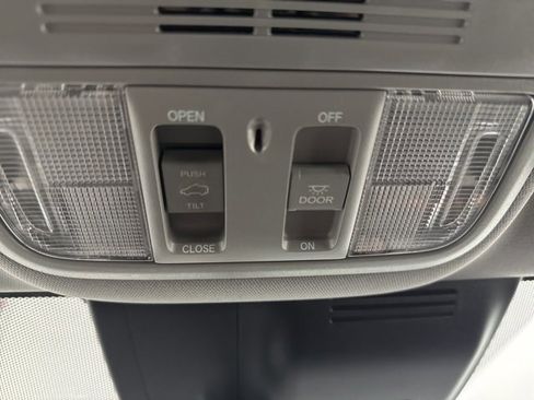 Used 2020 Honda CR-V EX image 28