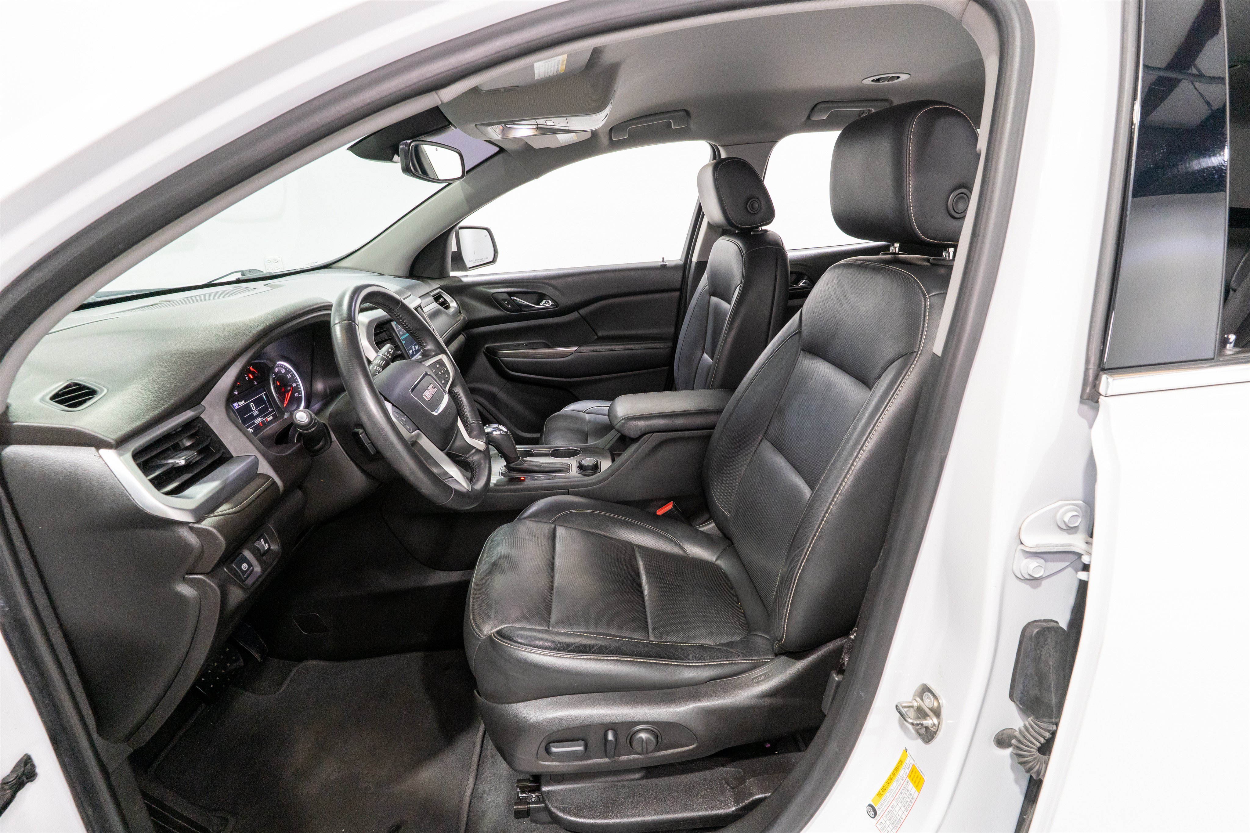 Used 2018 GMC Acadia SLT FWD image 14