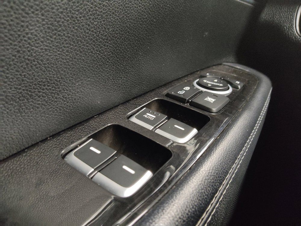 Used 2017 Kia Sorento FWD w/ LX Convenience Package image 27