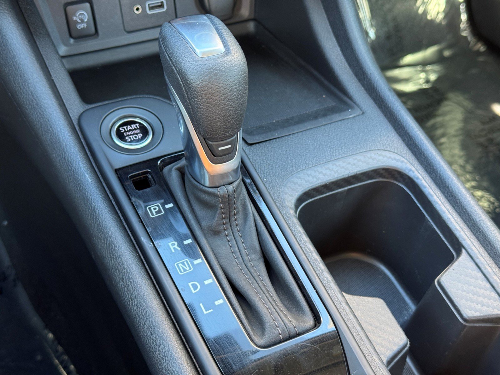 Used 2024 Nissan Sentra S FWD image 26