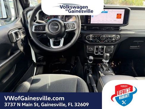 Used 2025 Jeep Wrangler Sahara w/ Safety Group image 14