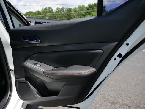 Used 2020 Nissan Altima 2.5 SR FWD image 28
