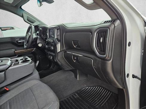Used 2020 Chevrolet Silverado 1500 LT RWD image 19