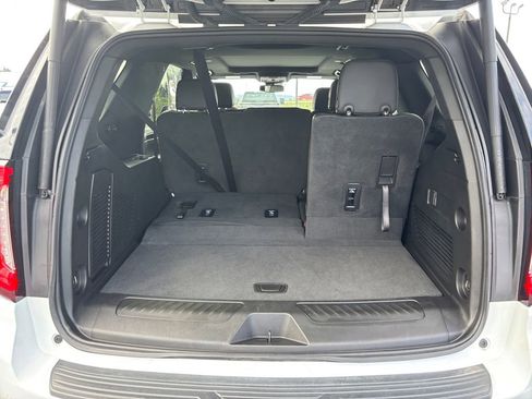 Used 2023 GMC Yukon SLT AWD/4WD image 22