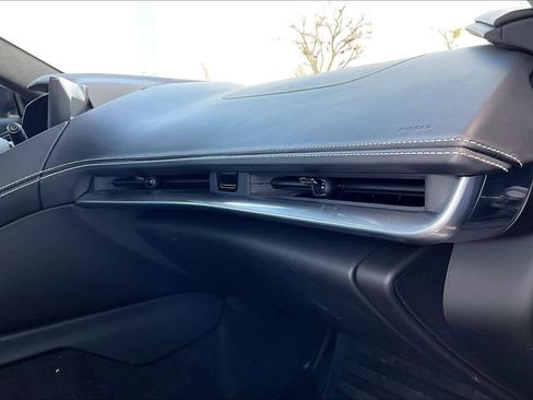 Used 2025 Chevrolet Corvette Z06 w/ Z07 Performance Package image 17