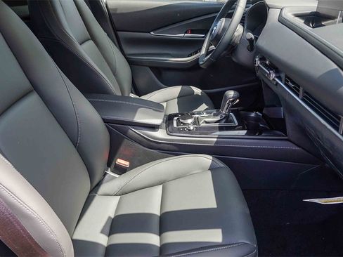 New 2025 MAZDA CX-30 AWD 2.5 S w/ Select Sport Pkg image 20