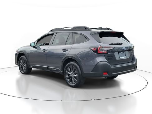 Certified 2025 Subaru Outback Onyx Edition image 4