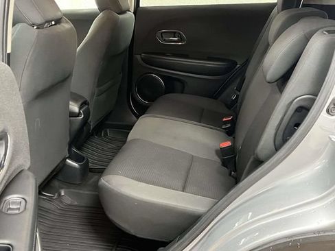 Used 2022 Honda HR-V EX image 18