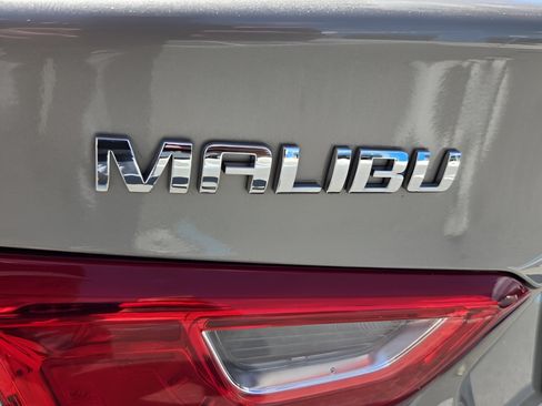Used 2024 Chevrolet Malibu LT FWD image 32