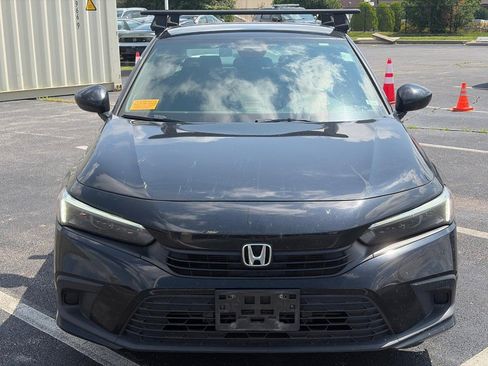 Used 2022 Honda Civic Sport image 2