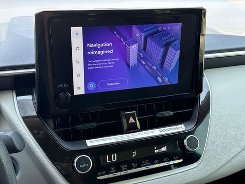 Used 2024 Toyota Corolla LE image 19