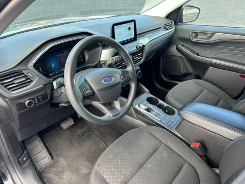 Used 2025 Ford Escape Active AWD/4WD image 24
