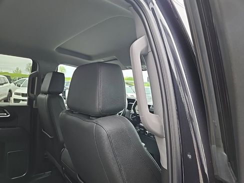 Used 2025 GMC Sierra 1500 SLT AWD/4WD image 89