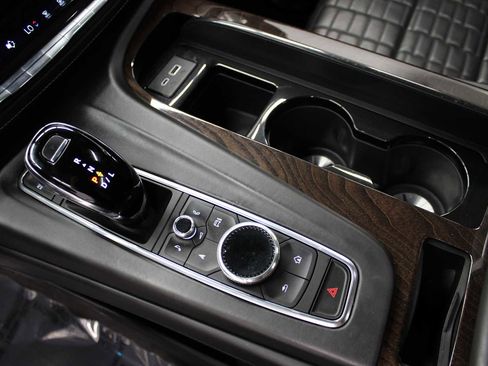 Certified 2023 Cadillac Escalade Sport Platinum image 49