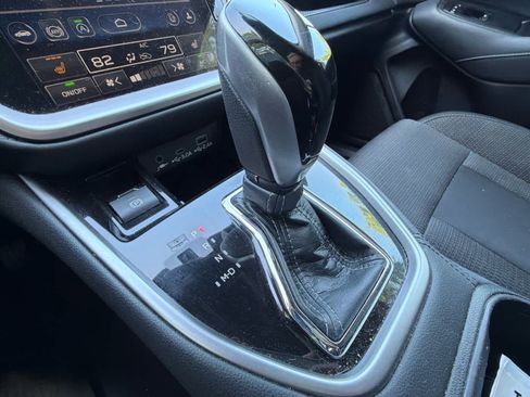 Used 2023 Subaru Outback Premium image 29