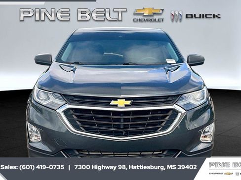 Used 2020 Chevrolet Equinox LS image 3