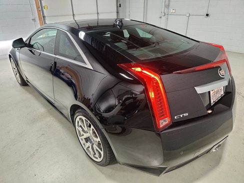 Used 2011 Cadillac CTS V w/ Wood Trim Package RWD image 24