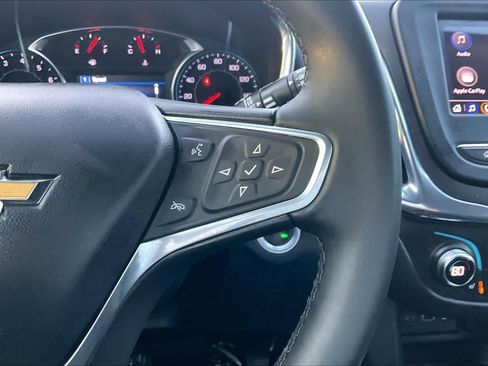 Used 2023 Chevrolet Equinox LT image 23