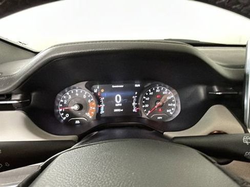 Used 2023 Jeep Compass Limited w/ Elite Group AWD/4WD image 18