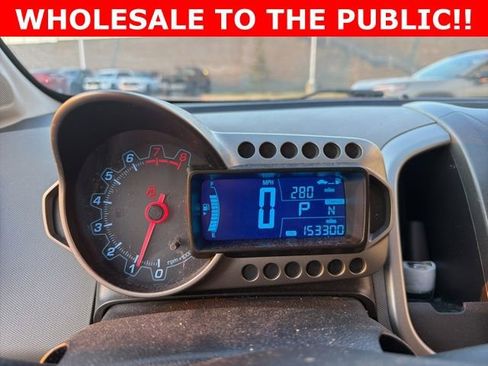 Used 2014 Chevrolet Sonic LT image 10