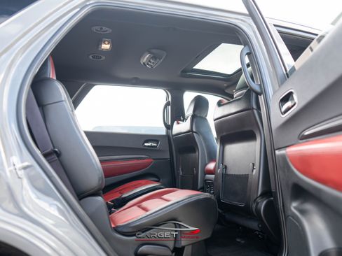 Used 2022 Dodge Durango R/T w/ Blacktop Package AWD/4WD image 19