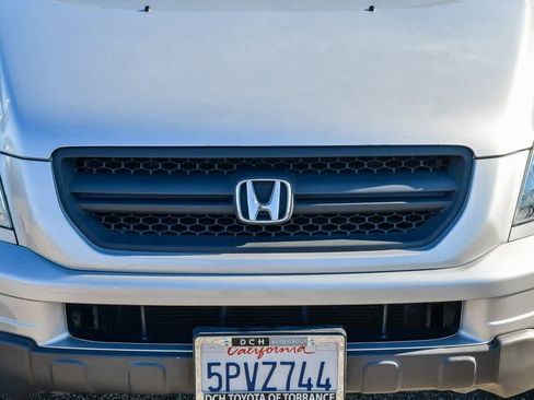 Used 2005 Honda Pilot LX image 5